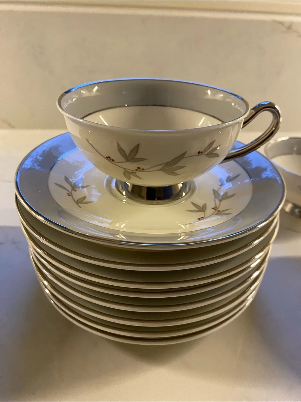 Harmony • Syracuse China • 10 tea cups and saucers + 10 dessert bowls